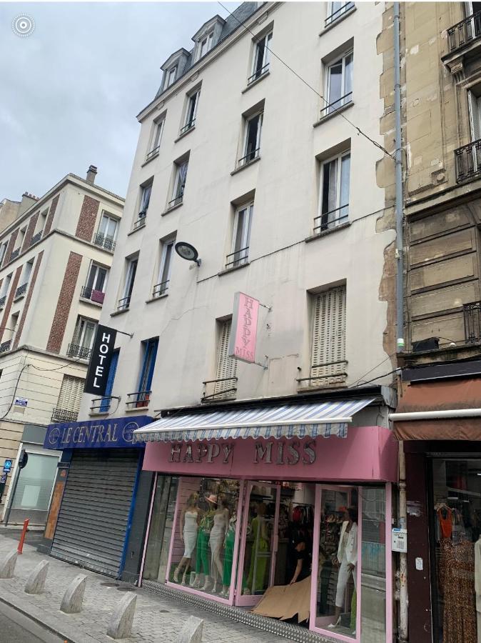 Hotel Central Saint-Denis  Luaran gambar